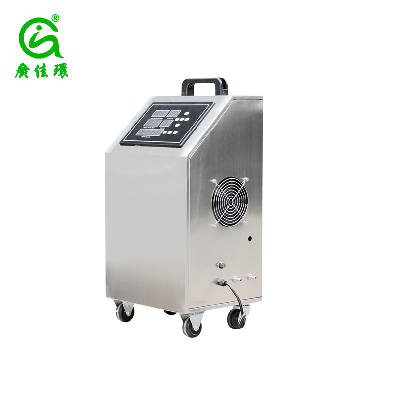 電源電壓：220VV電源頻率：50HzHz加工定制：是顆粒物凈化率：99%二、汽車消毒機(jī)的優(yōu)勢(shì)1、微電腦全自動(dòng)控制面板：觸摸屏控制，點(diǎn)擊開始，機(jī)器自動(dòng)開機(jī)運(yùn)行；面板上裝有臭氧和負(fù)離子倒計(jì)時(shí)功